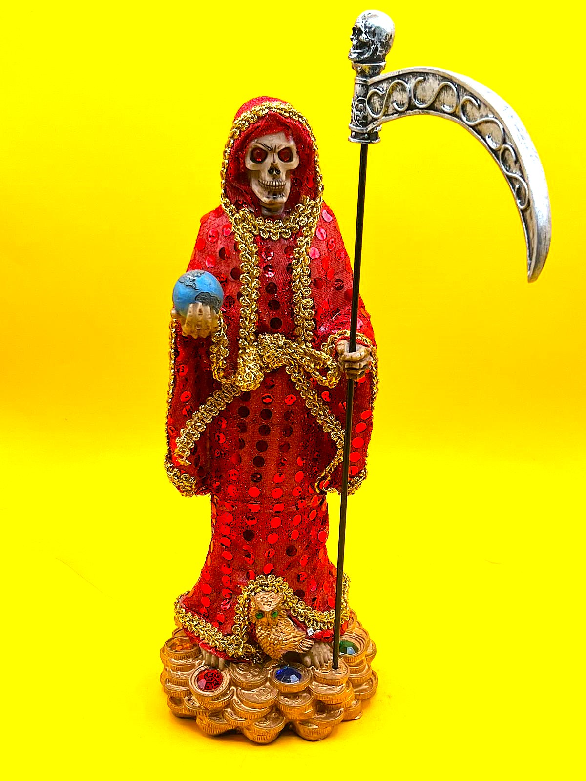 Santa Muerte Manto Rojo, Red Cape Statue