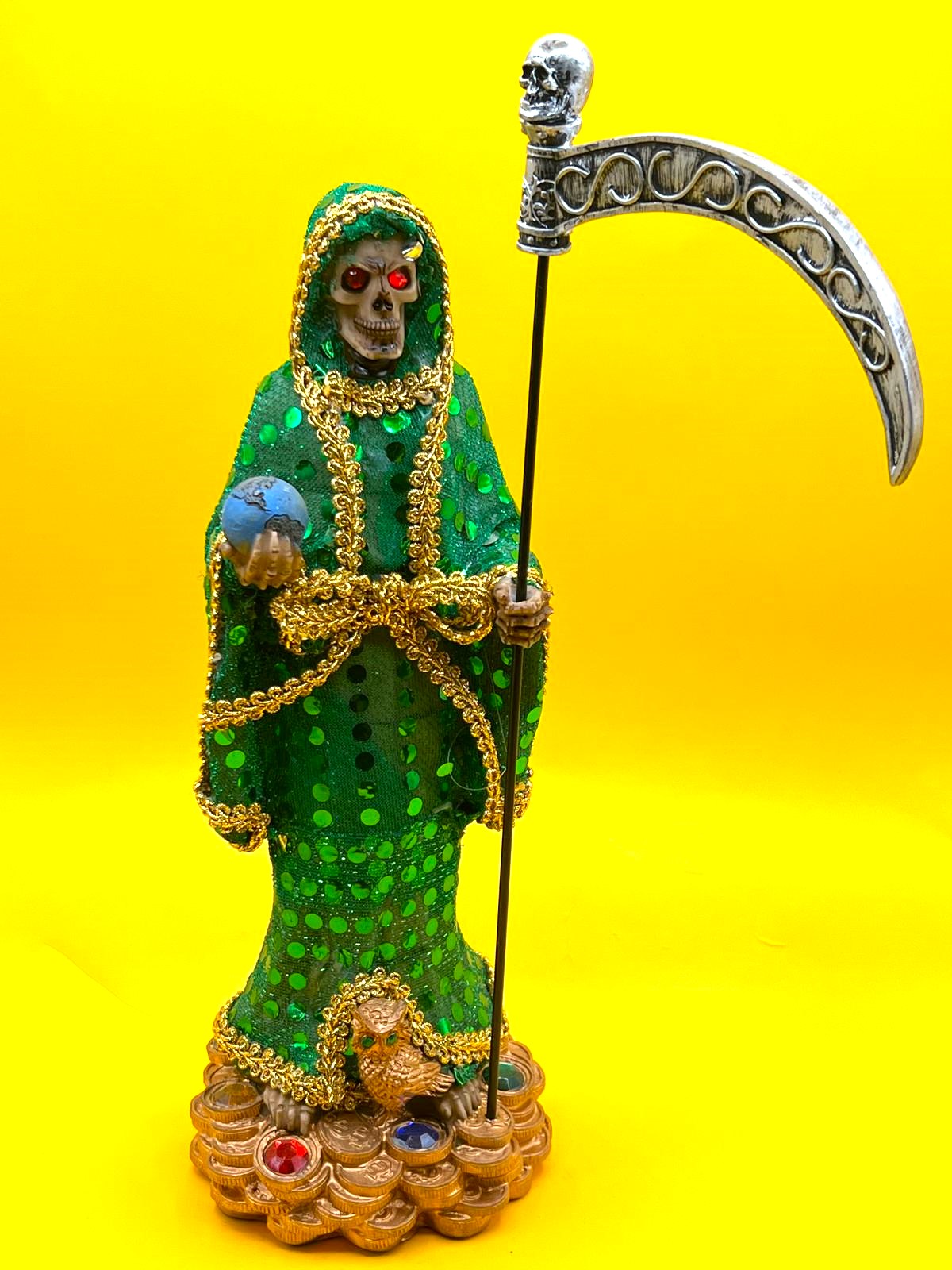 Santa Muerte Manto Verde, Green Cape Statue