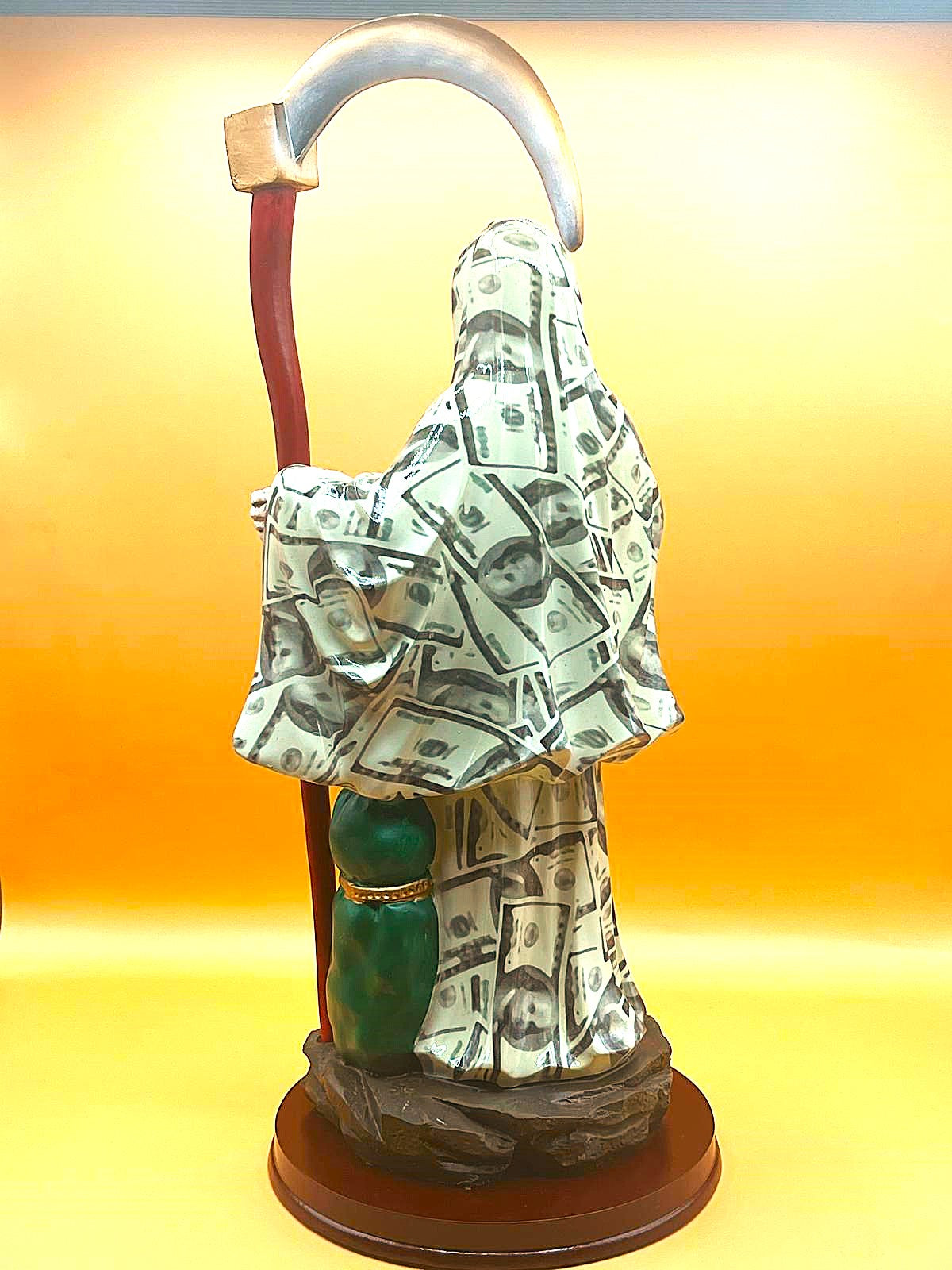 Santa Muerte Manto de Dinero, Cape of money Statue